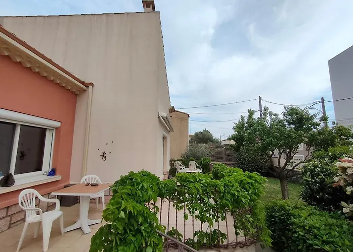 Guest house Chez Regine 3*